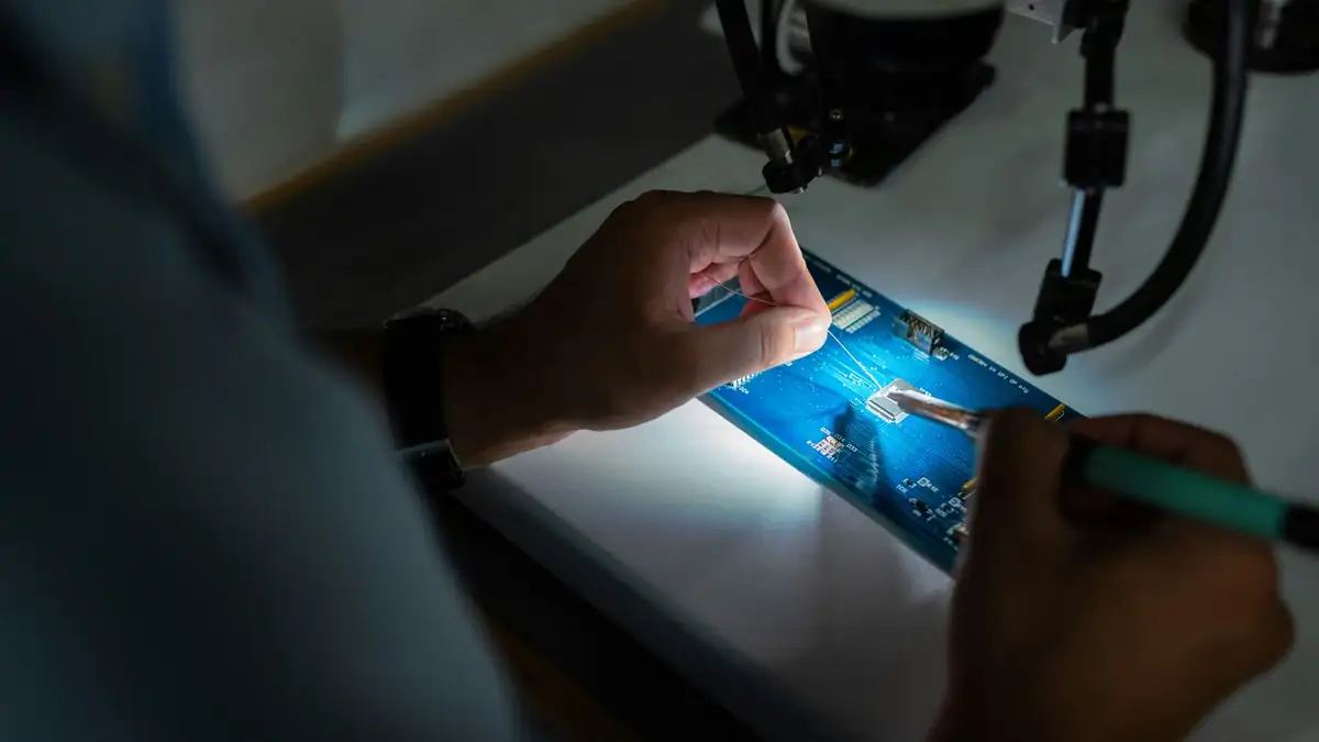 拡散モデルによる画像生成の仕組みと、制作での制御可能性の限界